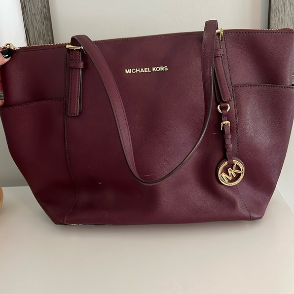 Michael Kors Plum Tote Bag - Picture 1 of 4
